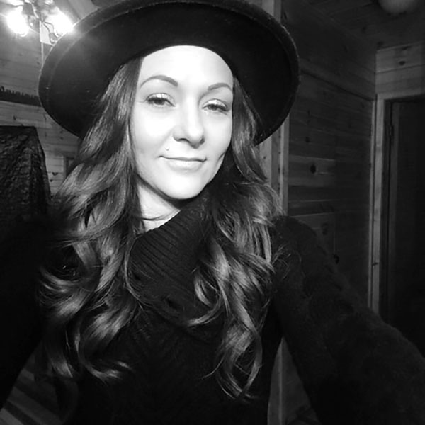 Christina McCullough - Hairstylist