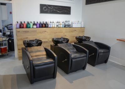 Rollands Beauty Bar