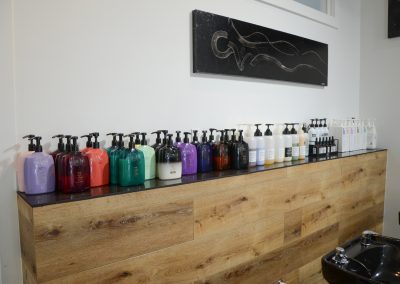 Rollands Beauty Bar